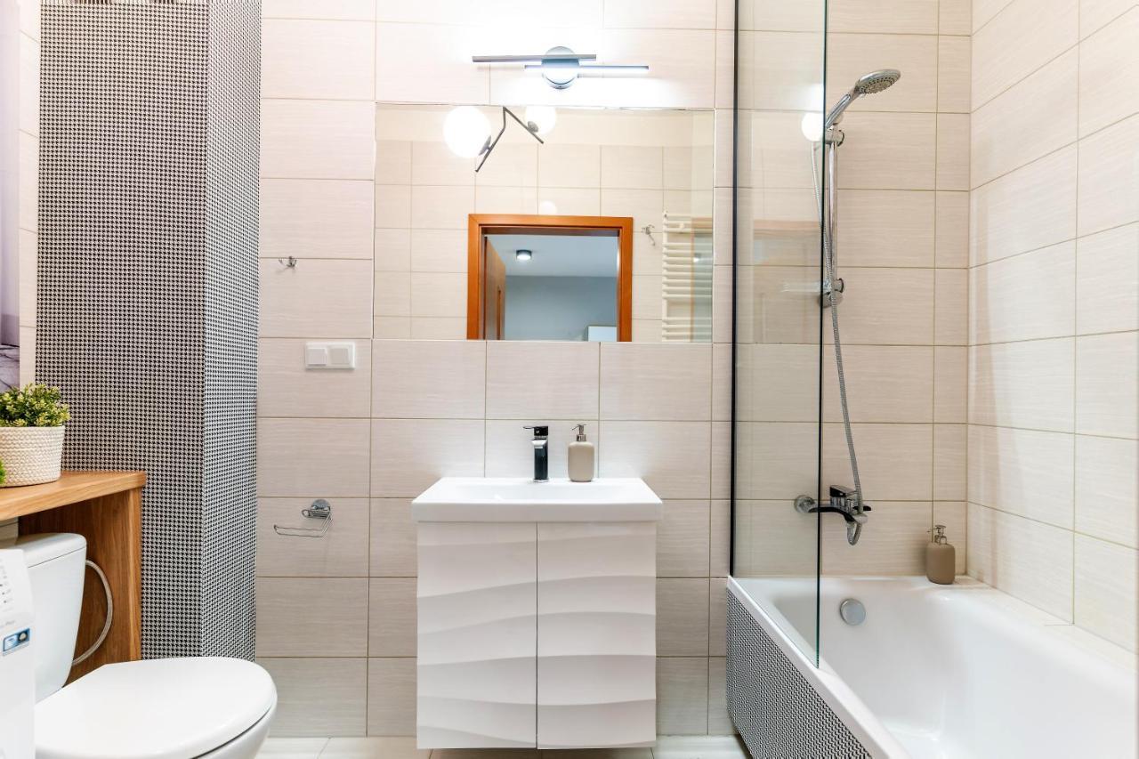 Marina Apartment - Przy Jeziorze, Taras, Tv55" Z Netflix I Prime, Parking Iława Kültér fotó